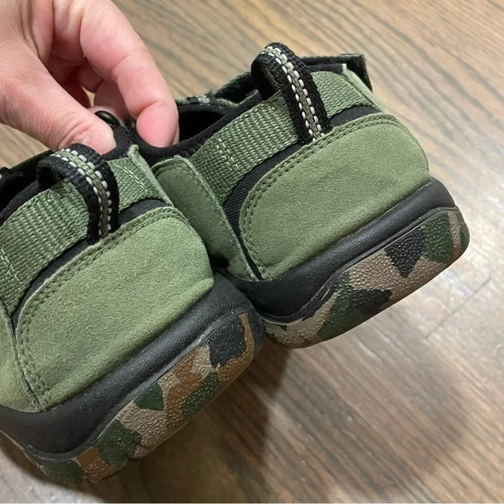 KEEN Boys Big KIDS NEWPORT H2- DUSTY OLIVE